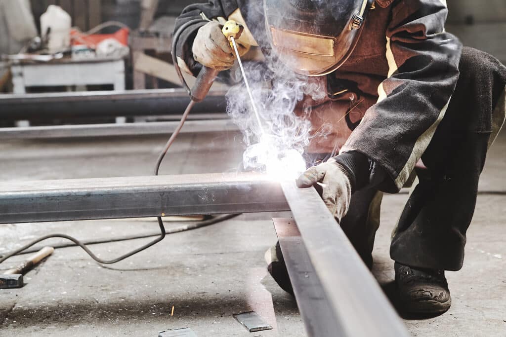 What are plug and slot welds? Uses, sizing, and welding tips